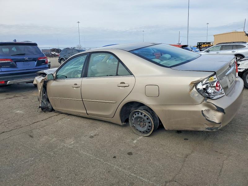 Photo 2 from auction – 2005 TOYOTA CAMRY with VIN 4T1BE32K65U982249