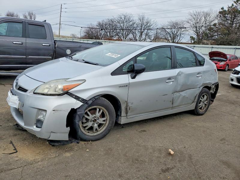 TOYOTA PRIUS 2011 with VIN JTDKN3DU2B0290351 - Photo from auction