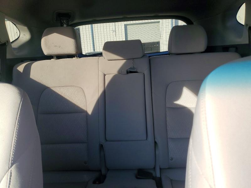 Photo 10 from auction – 2017 HYUNDAI TUCSON LIM with VIN KM8J3CA23HU530847