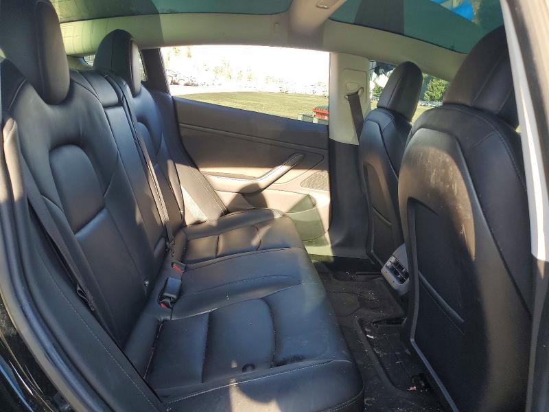 Photo 10 from auction – 2018 TESLA MODEL 3 with VIN 5YJ3E1EA0JF023688