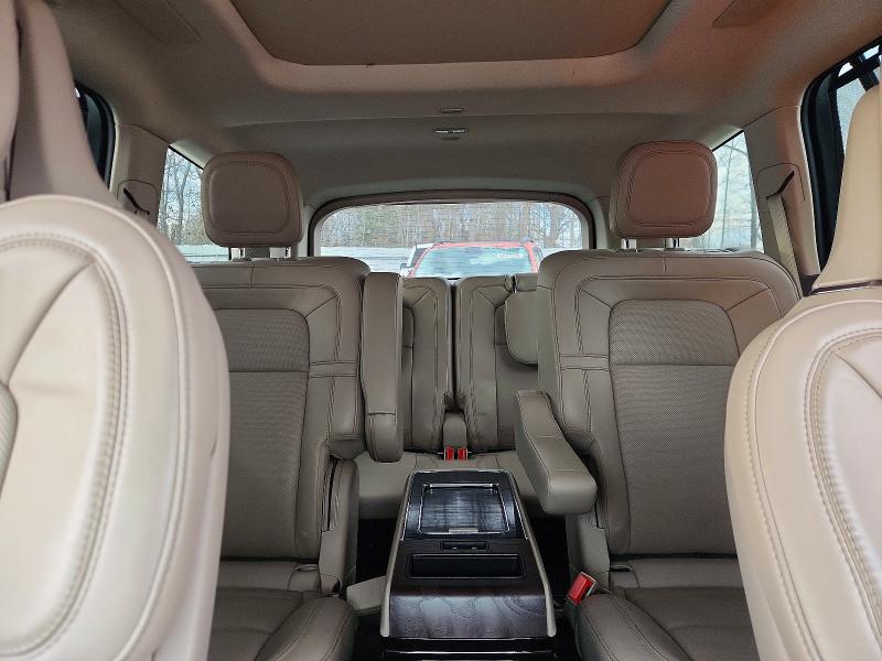 Photo 10 from auction – 2022 LINCOLN AVIATOR RE with VIN 5LM5J7XC2NGL08676