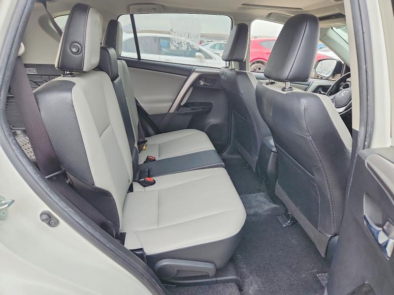 Photo 10 from auction – 2018 TOYOTA RAV4 LIMIT with VIN JTMDFREV6JD253018