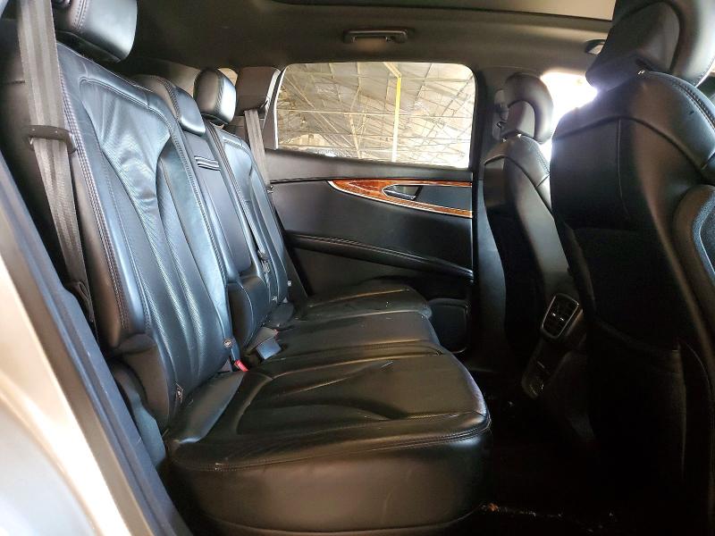 Photo 10 from auction – 2017 LINCOLN MKX RESERV with VIN 2LMPJ8LR4HBL18735