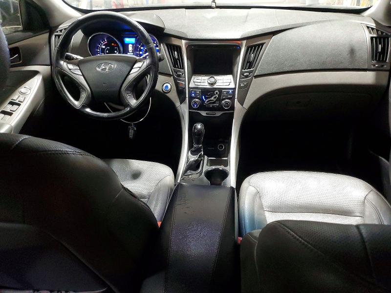 Photo 8 from auction – 2014 HYUNDAI SONATA with VIN KMHEC4A45EA109170