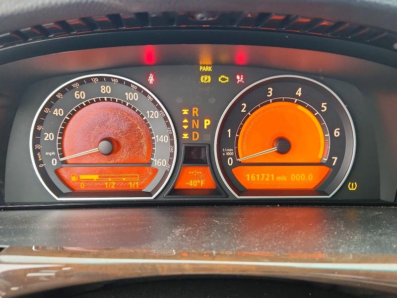 Photo 9 from auction – 2007 BMW 750 with VIN WBAHN83597DT72611