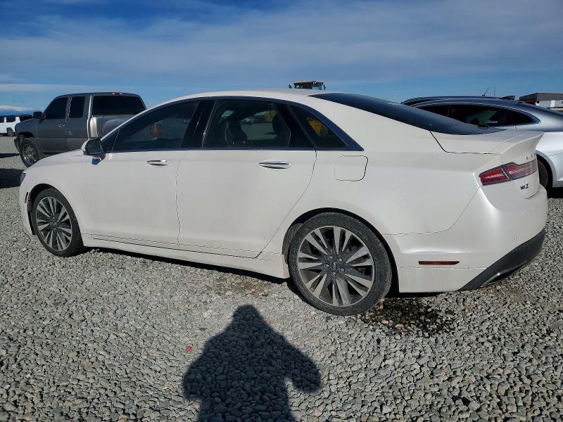 Photo 2 from auction – 2017 LINCOLN MKZ with VIN 3LN6L5E90HR615290