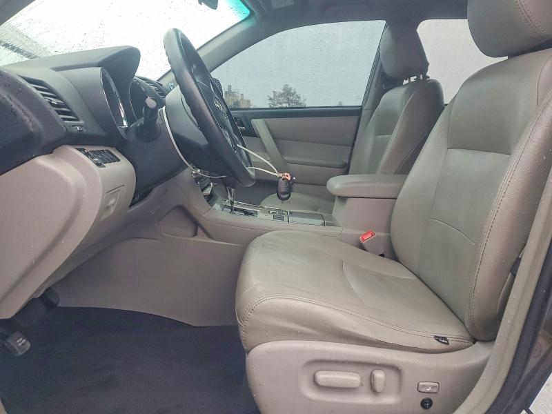Photo 7 from auction – 2012 TOYOTA HIGHLANDER with VIN 5TDZK3EH3CS058364