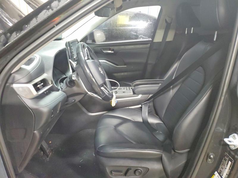 Photo 7 from auction – 2021 TOYOTA HIGHLANDER with VIN 5TDGBRCH0MS039091