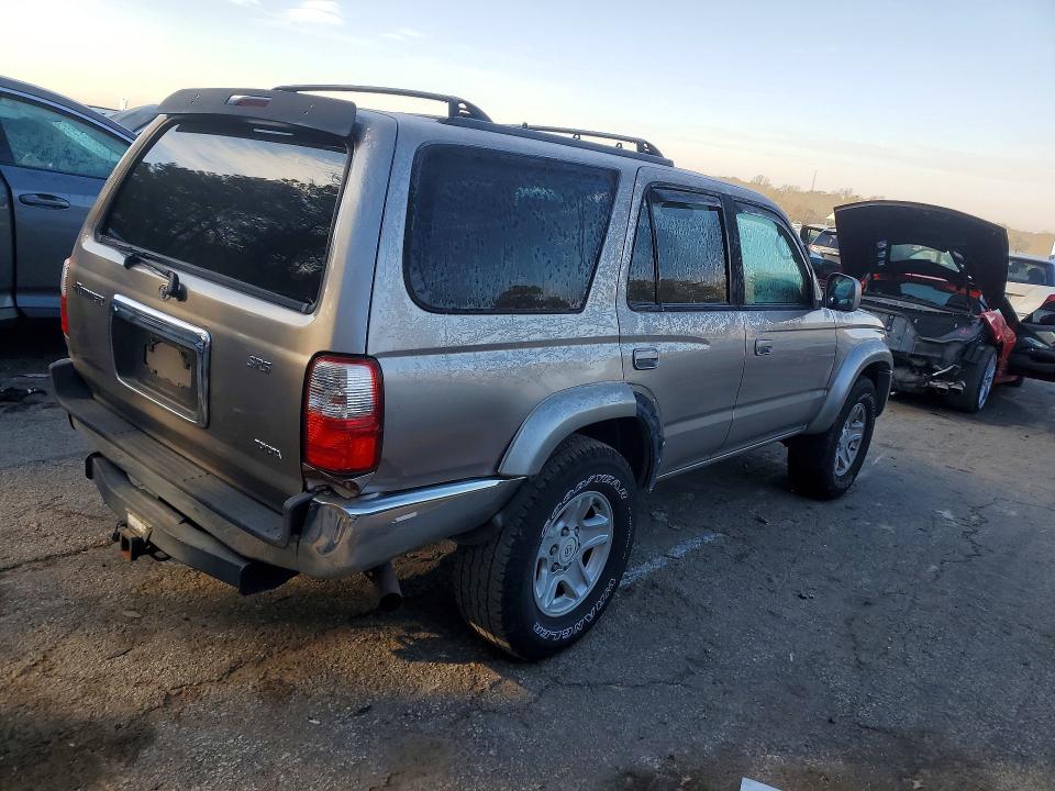 Photo 3 from auction – 2002 TOYOTA 4RUNNER SR with VIN JT3GN86RX20255721