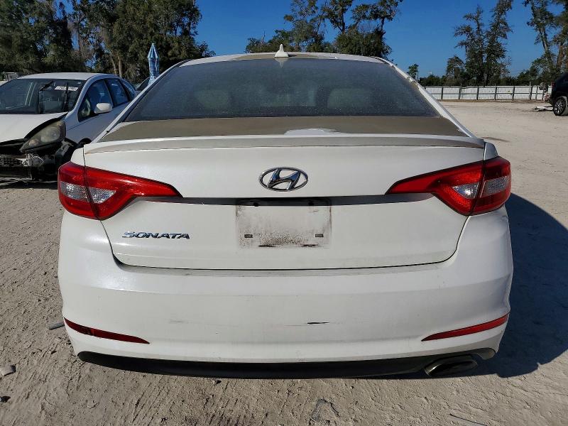 Photo 6 from auction – 2015 HYUNDAI SONATA SE with VIN 5NPE24AF7FH242452