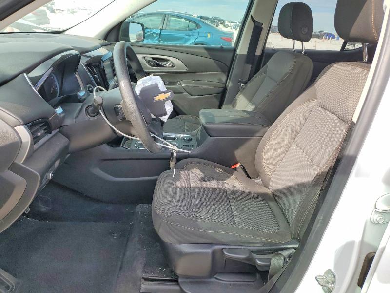 Photo 7 from auction – 2019 CHEVROLET TRAVERSE L with VIN 1GNERFKW3KJ149555