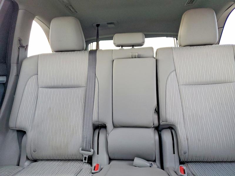 Photo 10 from auction – 2015 TOYOTA HIGHLANDER with VIN 5TDZKRFH1FS119376