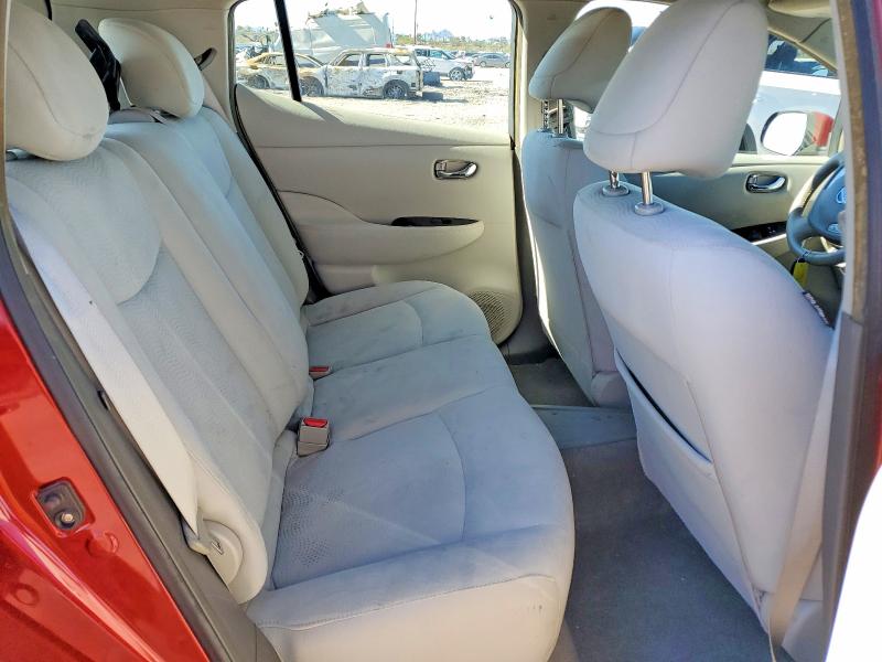 Photo 10 from auction – 2013 NISSAN LEAF with VIN 1N4AZ0CP0DC417535