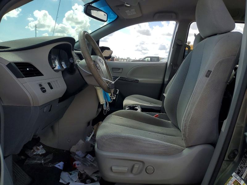 Photo 7 from auction – 2014 TOYOTA SIENNA LE with VIN 5TDJK3DCXES089312