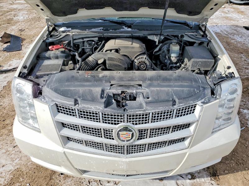 Photo 12 from auction – 2013 CADILLAC ESCALADE P with VIN 1GYS4DEF4DR322945