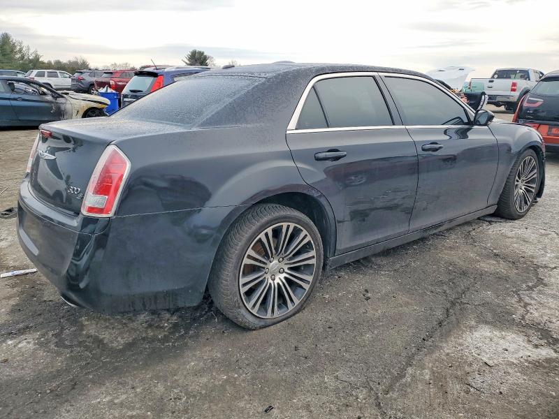 Photo 3 from auction – 2012 CHRYSLER 300 S with VIN 2C3CCADT4CH313085