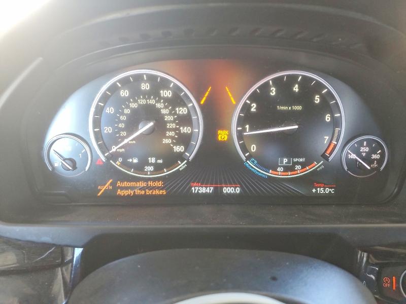 Photo 9 from auction – 2016 BMW X5 XDRIVE5 with VIN 5UXKR6C53G0J80950