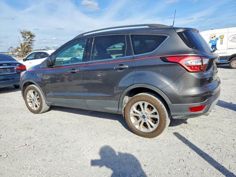 Photo 2 from auction – 2018 FORD ESCAPE SE with VIN 1FMCU0GD3JUC67259