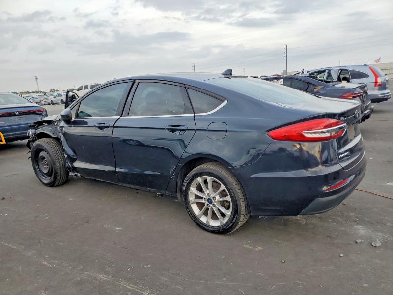 Photo 2 from auction – 2020 FORD FUSION SE with VIN 3FA6P0HD0LR104527