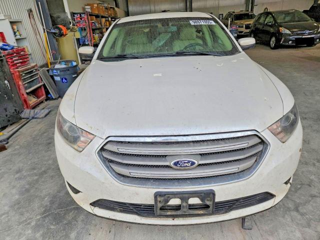 Photo 5 from auction – 2015 FORD TAURUS SEL with VIN 1FAHP2E82FG196439