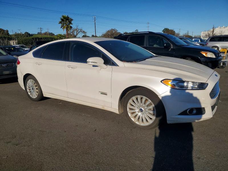 Photo 4 from auction – 2014 FORD FUSION SE with VIN 3FA6P0PU0ER298870