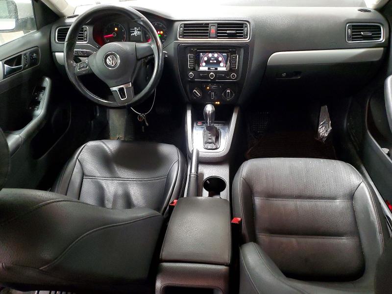 Photo 8 from auction – 2011 VOLKSWAGEN JETTA SEL with VIN 3VWLX7AJ8BM300942