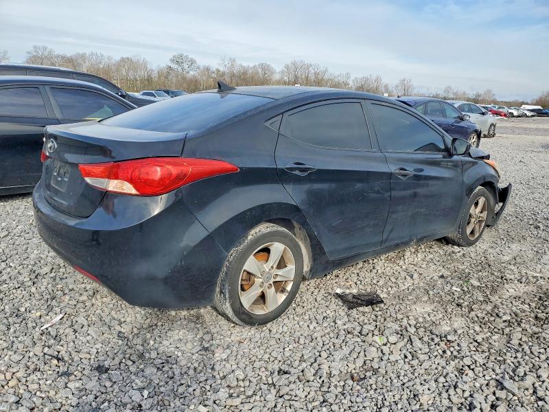 Photo 3 from auction – 2012 HYUNDAI ELANTRA GL with VIN KMHDH4AE7CU475732