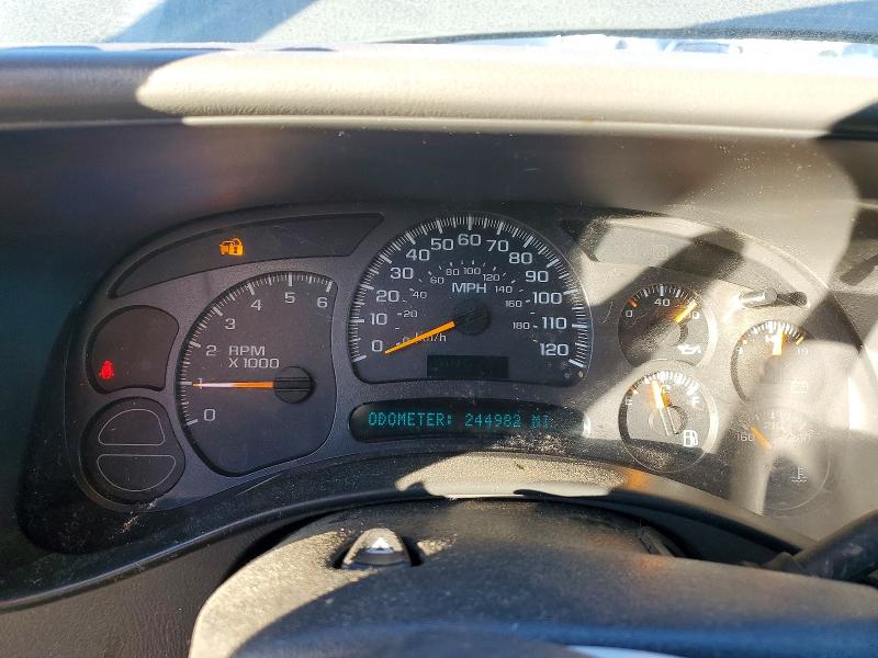 Foto 9 de la subasta – 2003 CHEVROLET SILVERADO con VIN 2GCEK19T531185335
