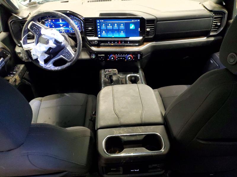 Zdjęcie 8 z aukcji – 2024 CHEVROLET SILVERADO z VIN 2GCUDEED0R1246983