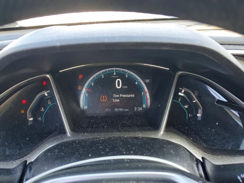 Photo 9 from auction – 2018 HONDA CIVIC EX with VIN 19XFC2F73JE044018
