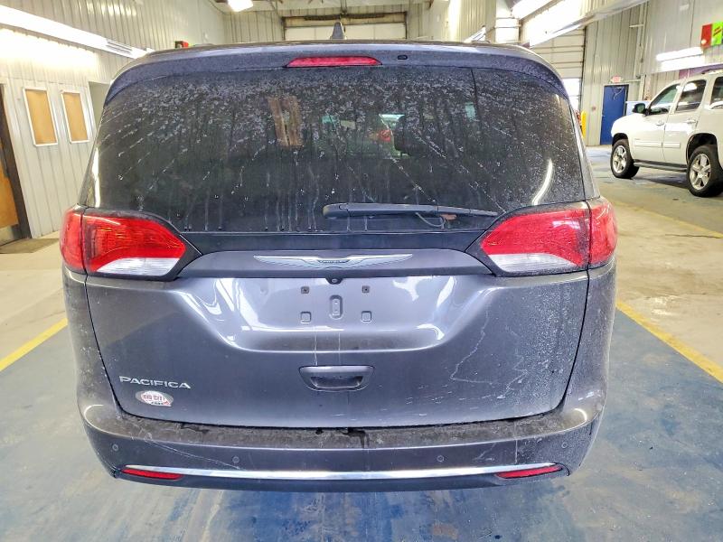 Photo 6 from auction – 2017 CHRYSLER PACIFICA T with VIN 2C4RC1BG9HR524571