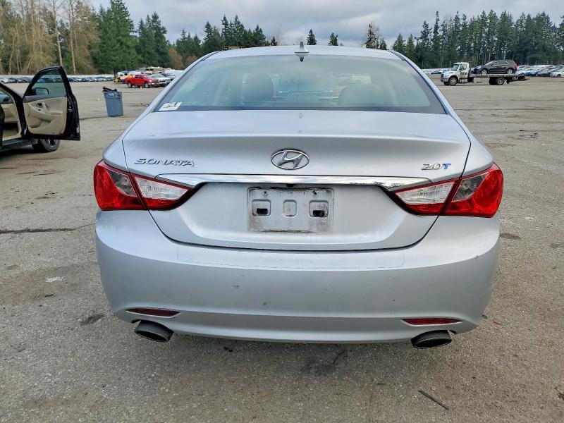Photo 6 from auction – 2012 HYUNDAI SONATA SE with VIN 5NPEC4AB2CH330315