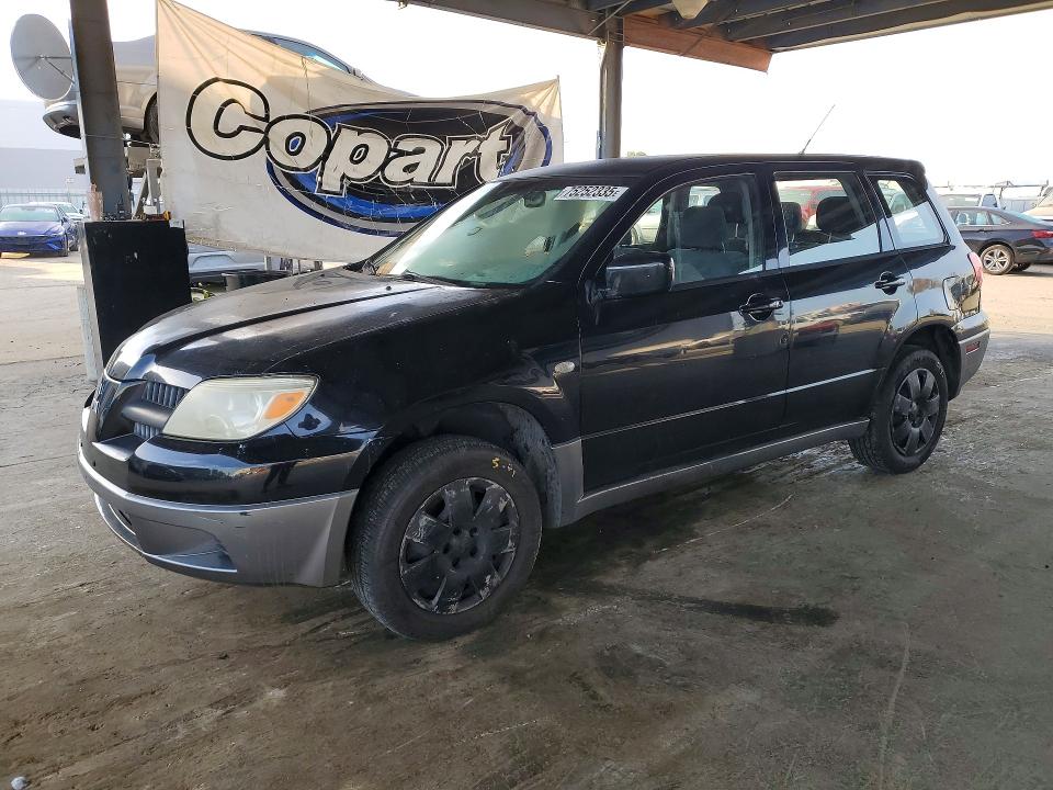 MITSUBISHI OUTLANDER 2005 with VIN JA4LX31F75U044178 - Photo from auction