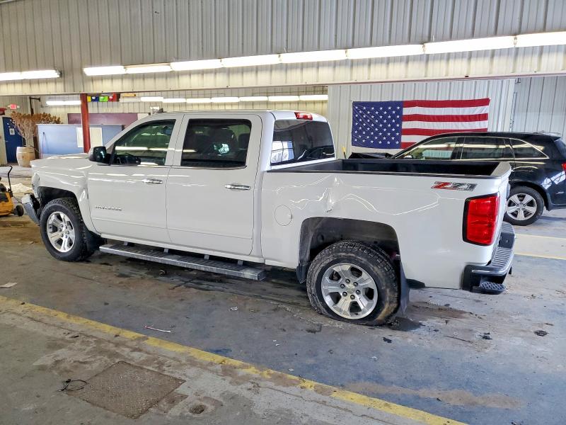 Photo 2 from auction – 2015 CHEVROLET SILVERADO with VIN 3GCUKREC1FG462073