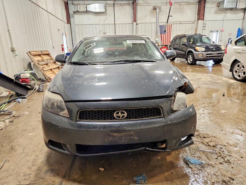 Photo 5 from auction – 2005 SCION TC with VIN JTKDE177450031263