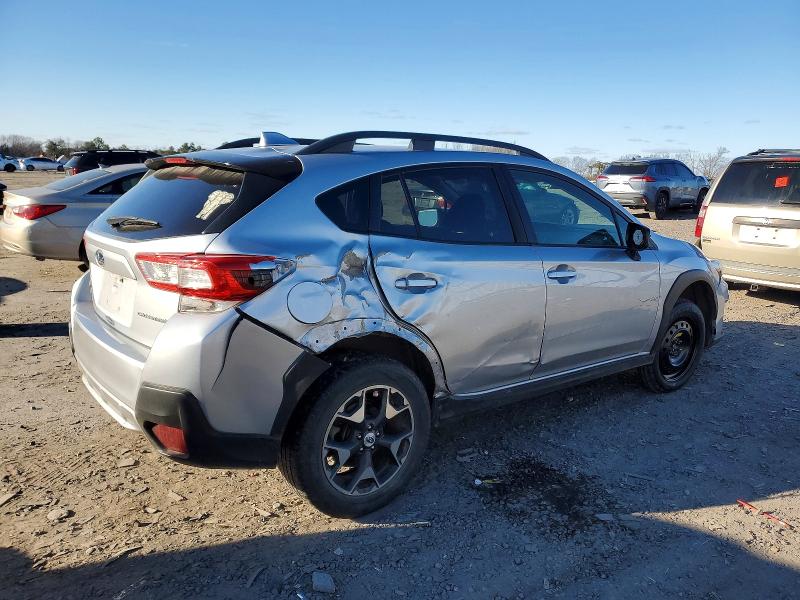 Photo 3 from auction – 2018 SUBARU CROSSTREK with VIN JF2GTABC0JH252743