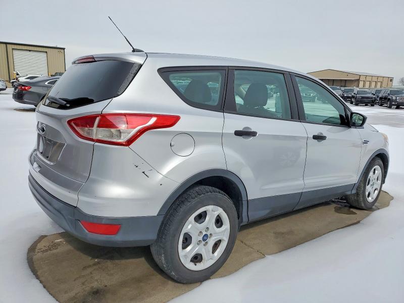 Photo 3 from auction – 2016 FORD ESCAPE S with VIN 1FMCU0F79GUA09588