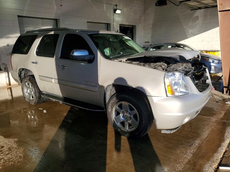 Photo 4 from auction – 2007 GMC YUKON DENA with VIN 1GKFK63837J184061