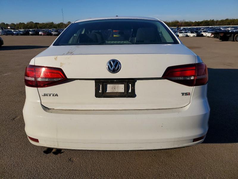 Photo 6 from auction – 2016 VOLKSWAGEN JETTA S with VIN 3VW167AJ8GM369728