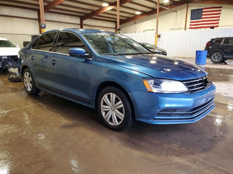 Photo 4 from auction – 2017 VOLKSWAGEN JETTA S with VIN 3VW167AJ8HM394260