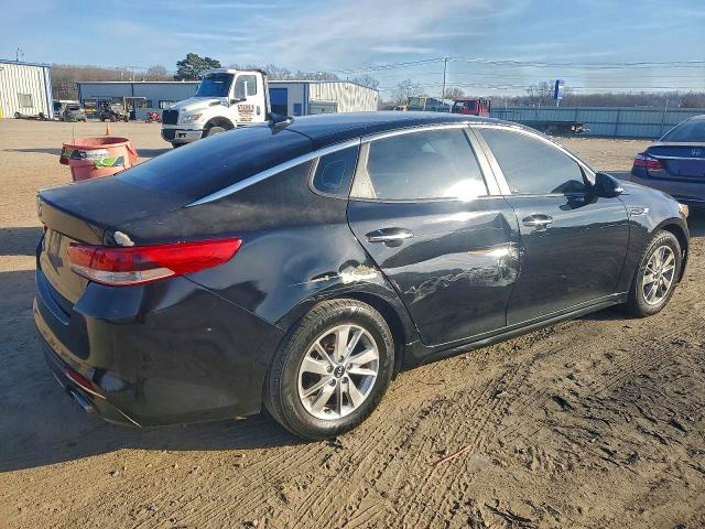 Photo 3 from auction – 2016 KIA OPTIMA with VIN 5XXGT4L3XGG100134