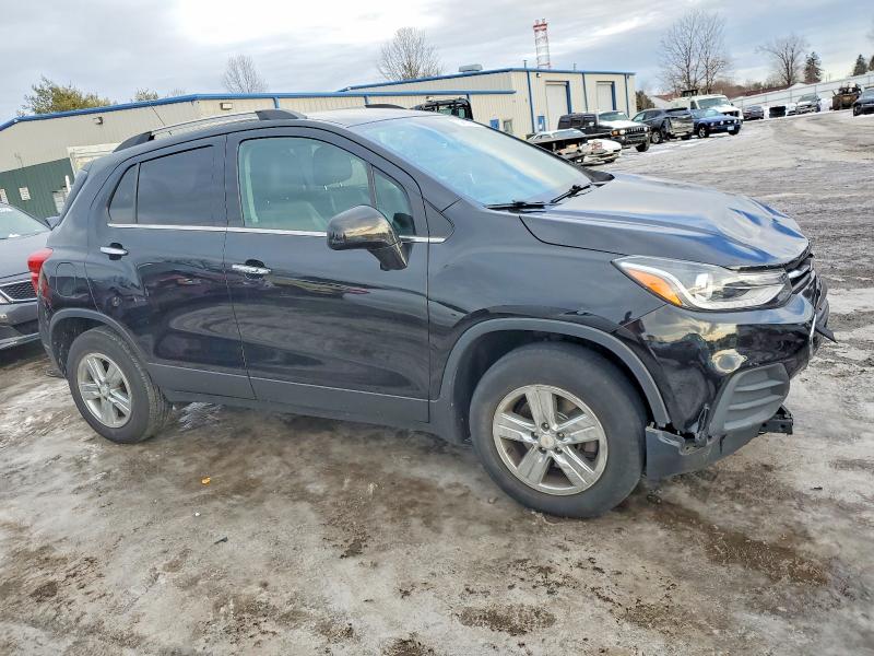 Photo 4 from auction – 2020 CHEVROLET TRAX with VIN KL7CJPSB2LB004560