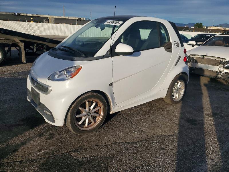 SMART FORTWO 2016 with VIN WMEEJ9AAXGK845484 - Photo from auction