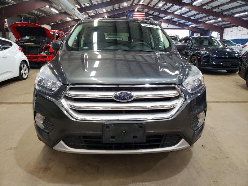 Photo 5 from auction – 2018 FORD ESCAPE SE with VIN 1FMCU9GD0JUC61570