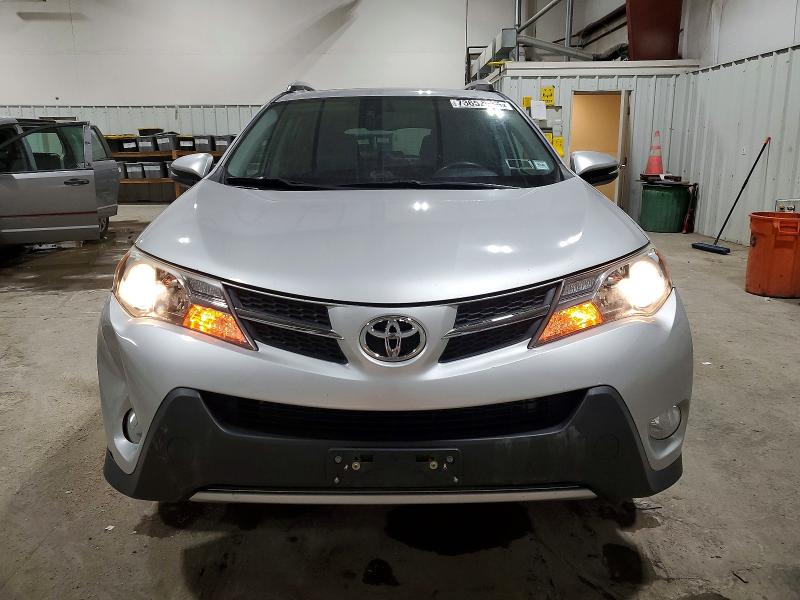Photo 5 from auction – 2015 TOYOTA RAV4 LIMIT with VIN 2T3DFREV9FW374104