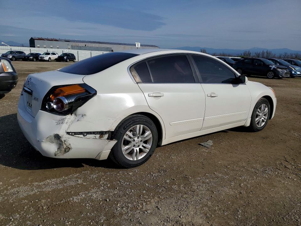 Photo 3 from auction – 2012 NISSAN ALTIMA with VIN 1N4AL2AP2CN532544