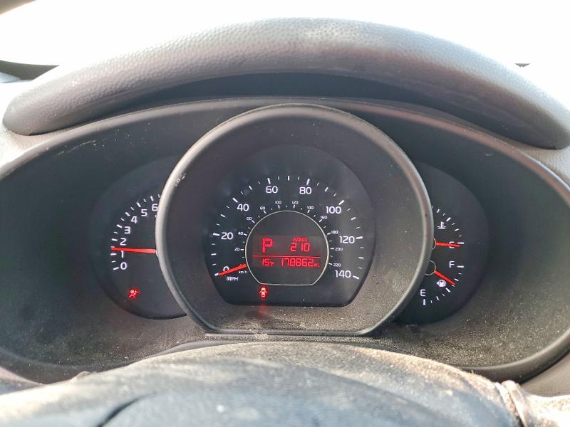 Photo 9 from auction – 2015 KIA SOUL with VIN KNDJN2A26F7806619