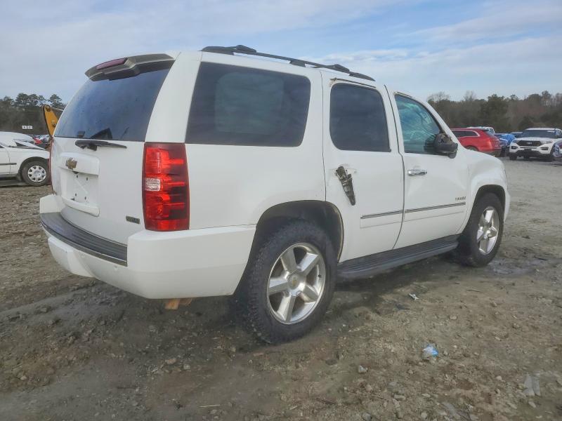 Photo 3 from auction – 2011 CHEVROLET TAHOE C150 with VIN 1GNSCCE03BR174001