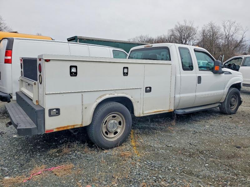 Photo 3 from auction – 2016 FORD F350 SUPER with VIN 1FD8X3E69GEB33927