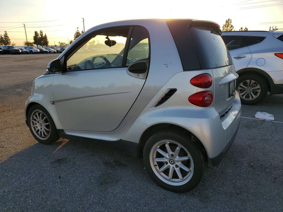 Photo 2 from auction – 2008 SMART FORTWO with VIN WMEEJ31X38K147348